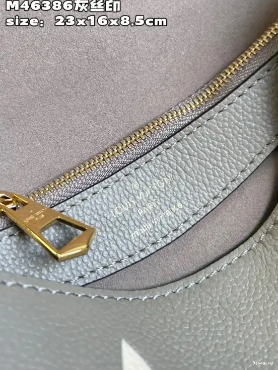 VUITTON Nano LOUIS Diane 0413
